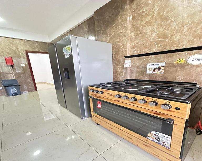 IPH; A Fully Furnished Apartment for Rent - OysterBay( Horse Ground)-4